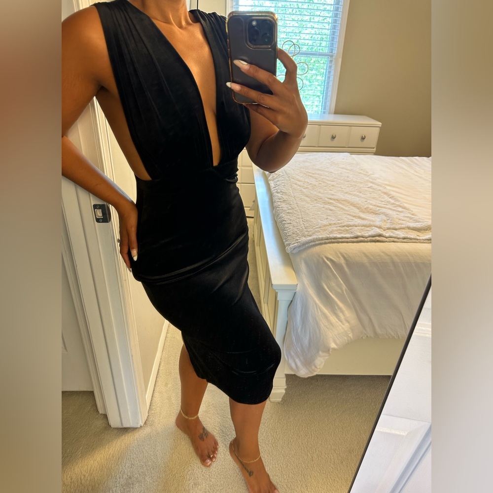 Gorgeous velvet dress!